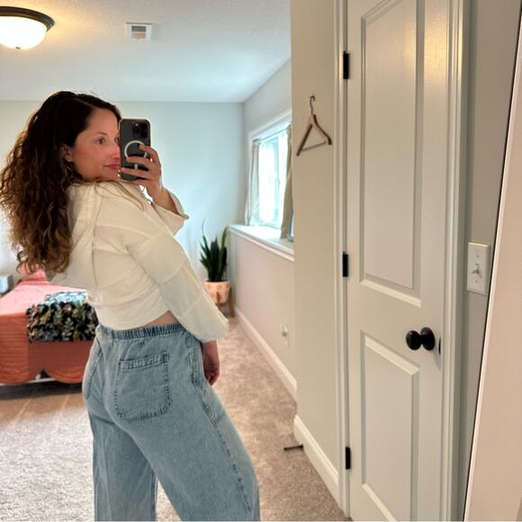 Tuckernuck Burning Torch White Textured Cotton Cupro Zip Up Cropped Hoodie M - Picture 2 of 13